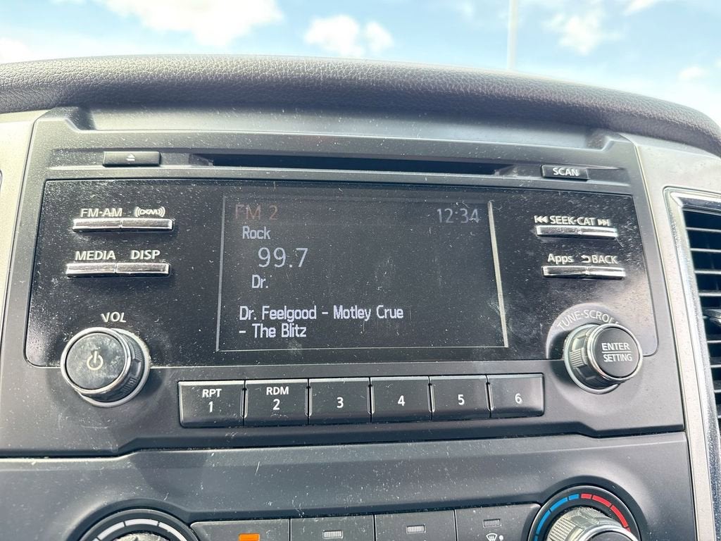 2017 Nissan Titan XD SV