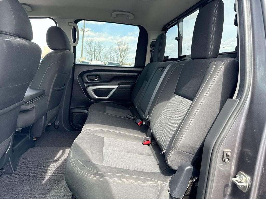 2017 Nissan Titan XD SV