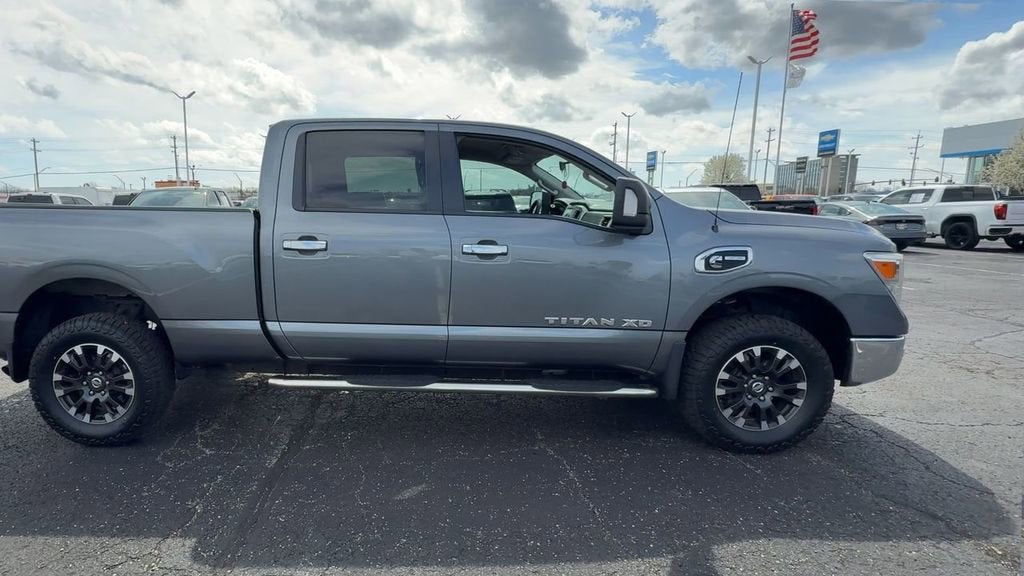 2017 Nissan Titan XD SV
