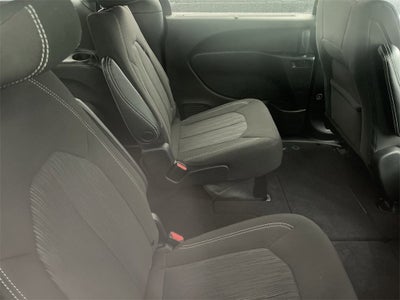 2022 Chrysler Pacifica Touring