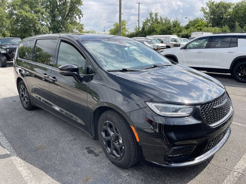 2022 Chrysler Pacifica Hybrid Touring L