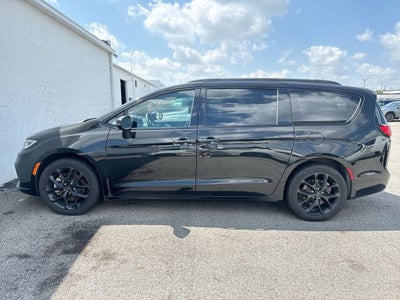 2023 Chrysler Pacifica Touring L AWD