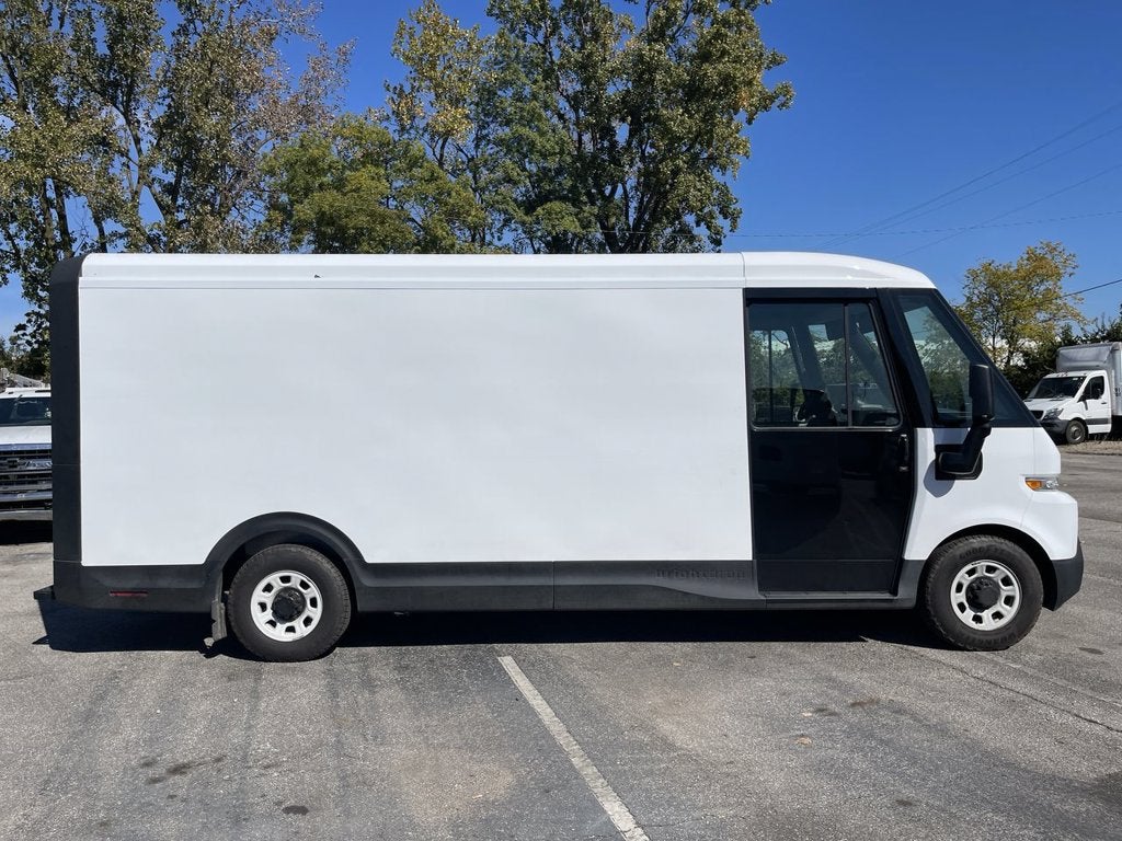 2024 BrightDrop Zevo 600 EJY