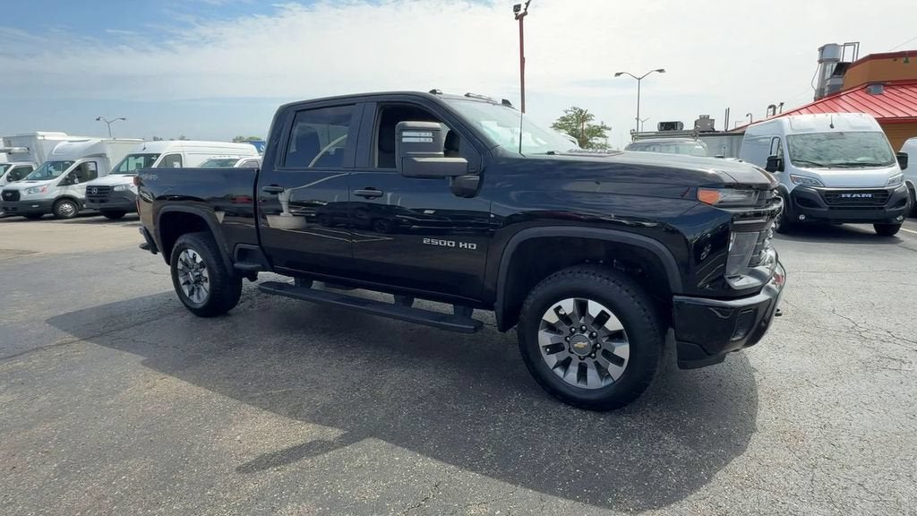 2024 Chevrolet Silverado 2500 HD Custom