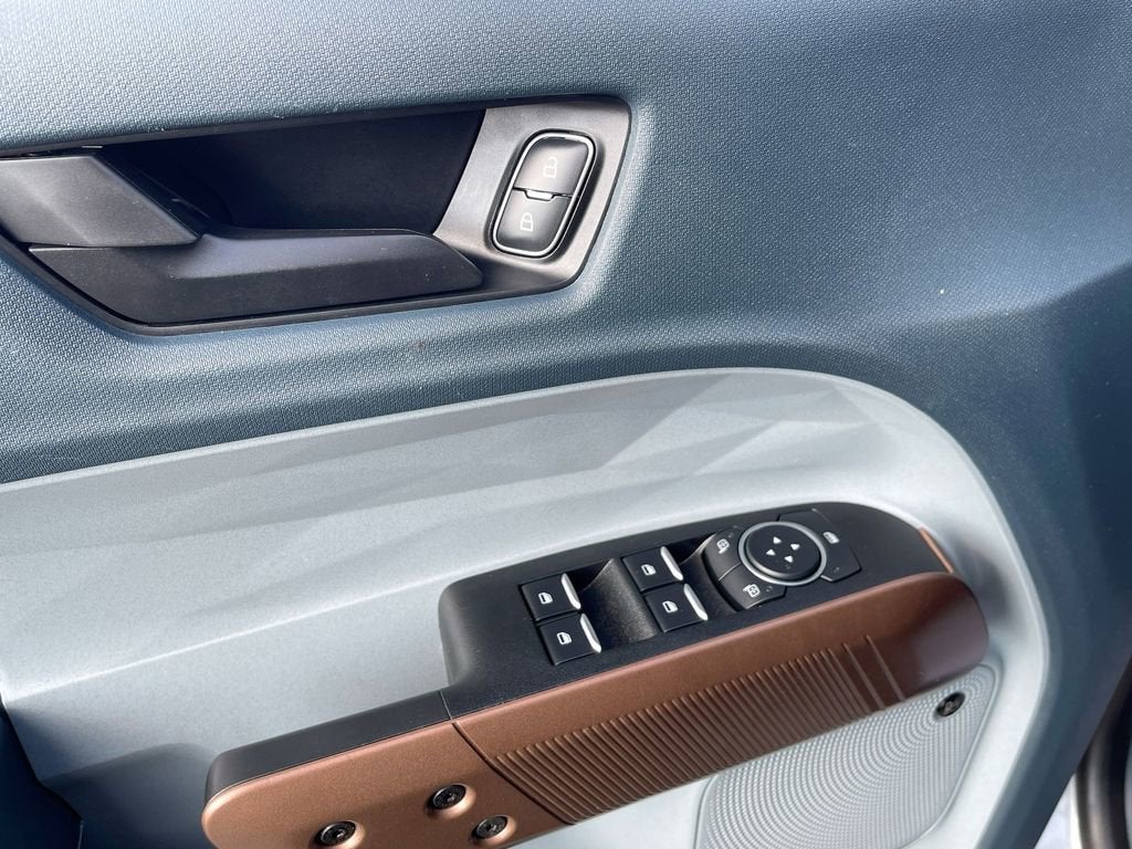 2023 Ford Maverick XL