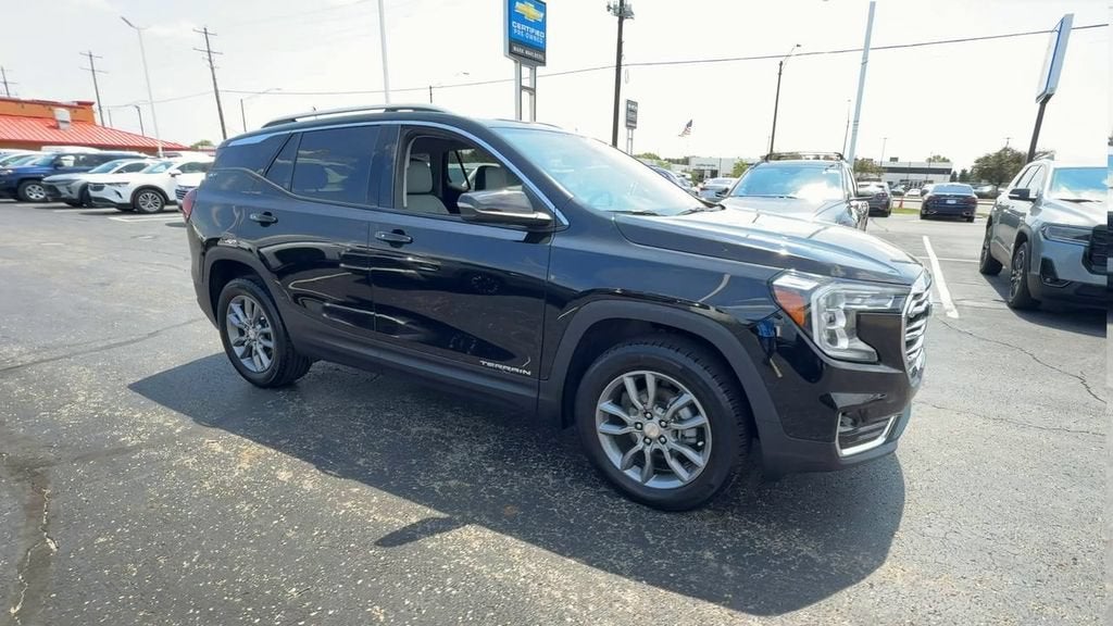 2024 GMC Terrain SLT