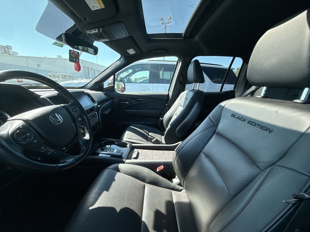 2022 Honda Ridgeline Black Edition