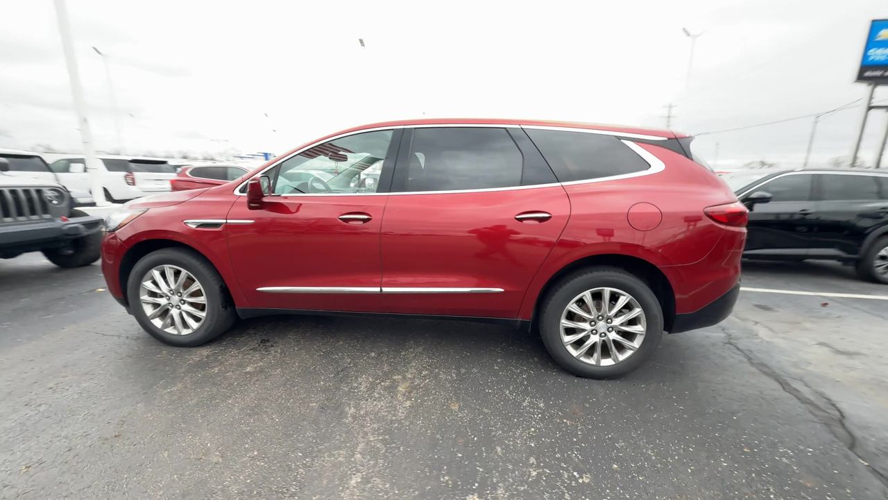 2020 Buick Enclave Essence