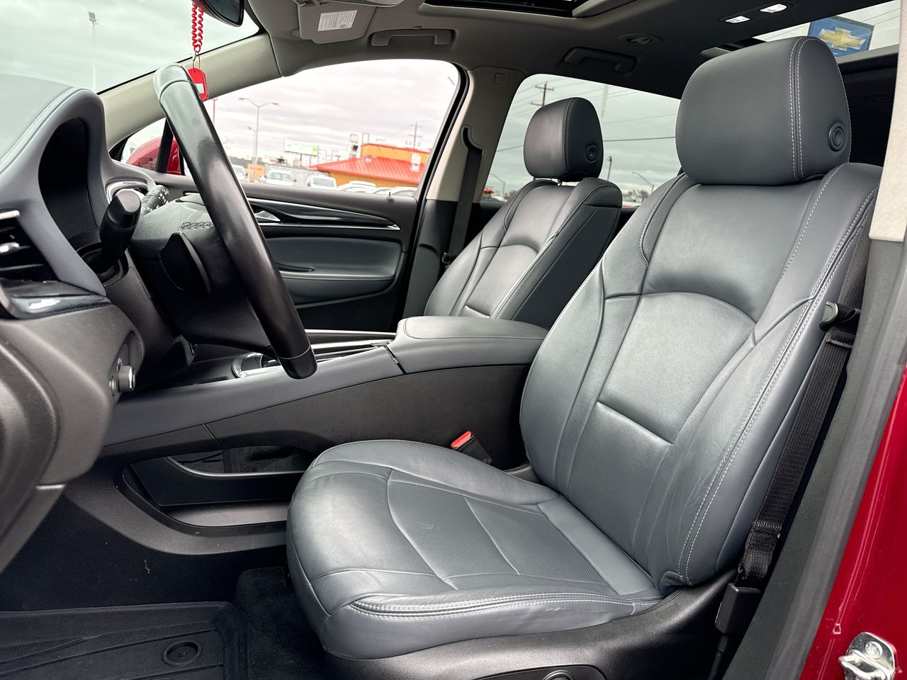 2020 Buick Enclave Essence