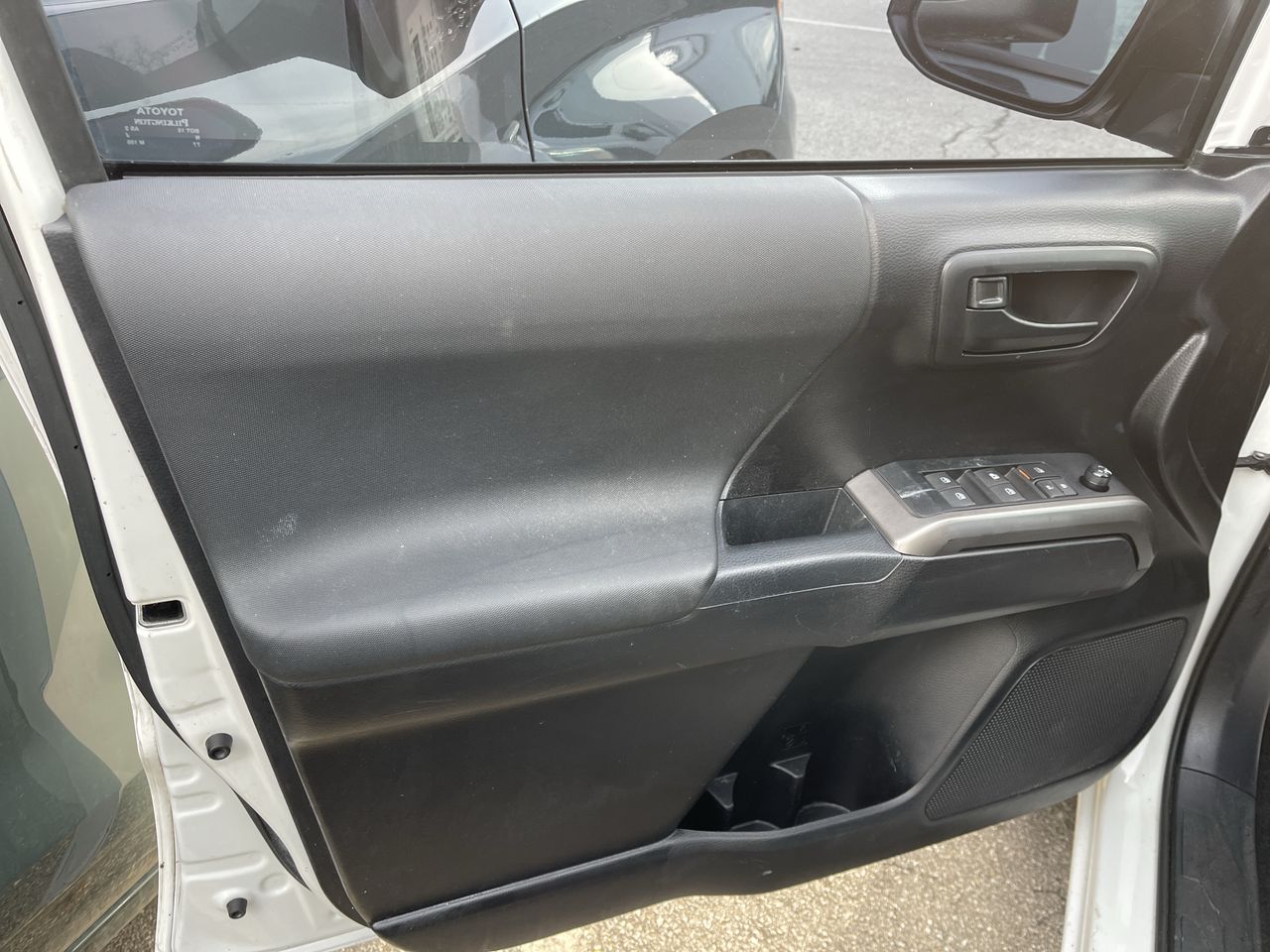 2021 Toyota Tacoma 2WD SR5