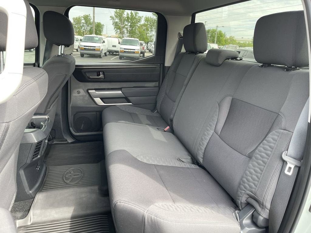 2024 Toyota Tundra 4WD SR5