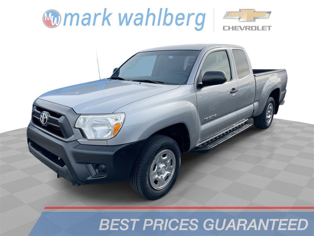 2015 Toyota Tacoma 2WD Access Cab Standard Bed I4 Manual (SE)