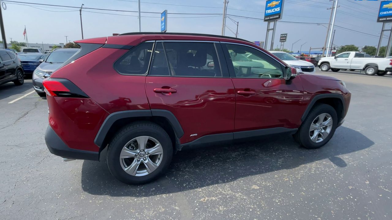 2022 Toyota RAV4 Hybrid XLE