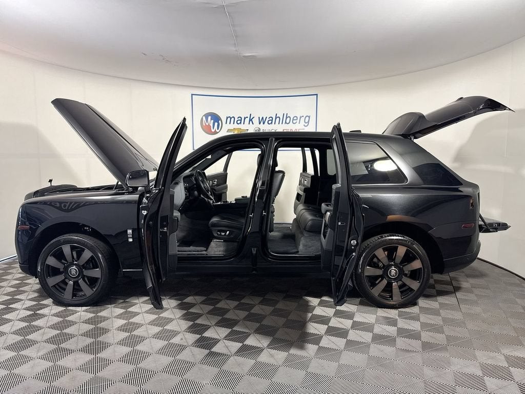 2020 Rolls-Royce Cullinan Sport Utility