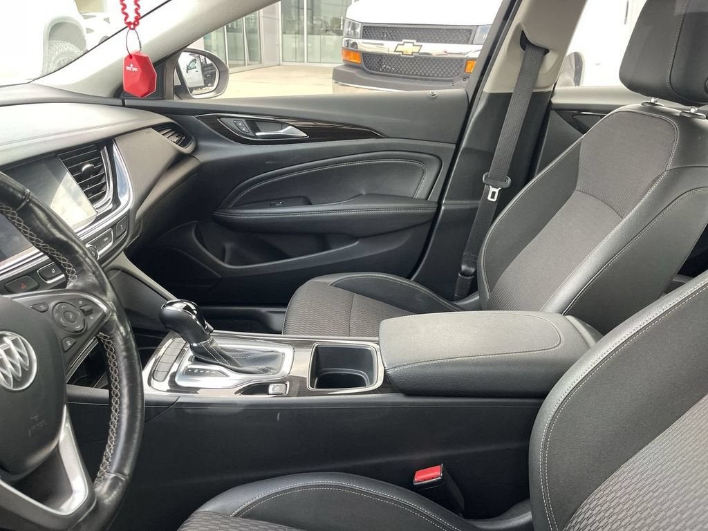 2019 Buick Regal Sportback Preferred II