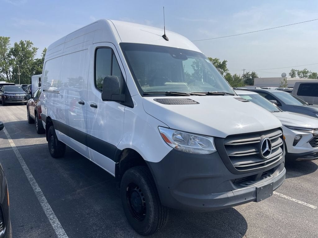 2024 Mercedes-Benz Sprinter 2500 Standard Roof 4-Cyl Diesel HO