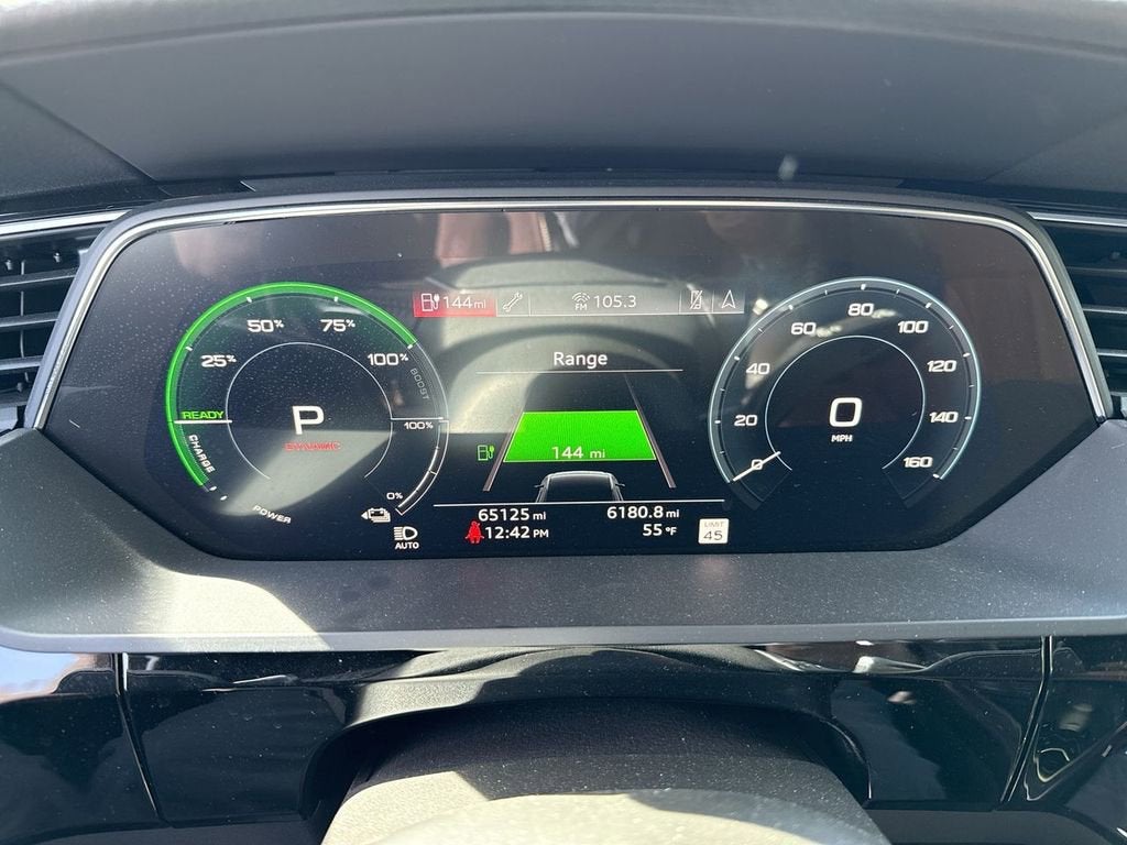 2019 Audi e-tron Premium Plus