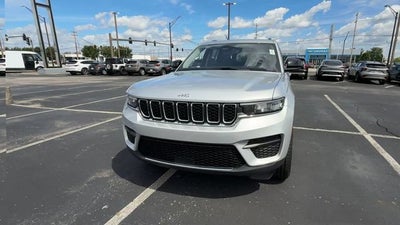 2023 Jeep Grand Cherokee Laredo