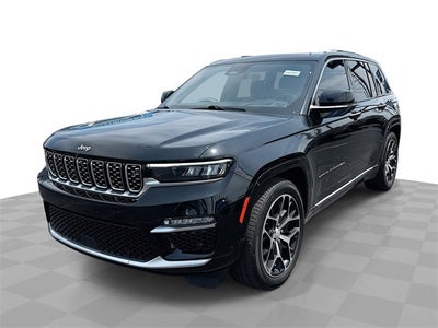 2022 Jeep Grand Cherokee Summit