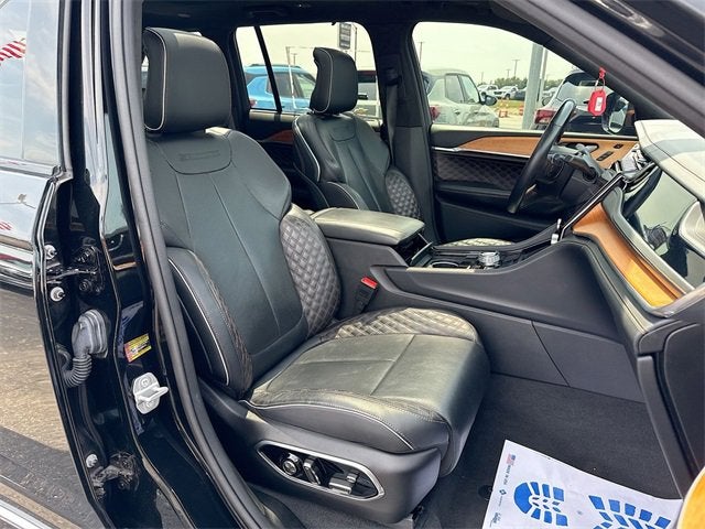 2022 Jeep Grand Cherokee Summit