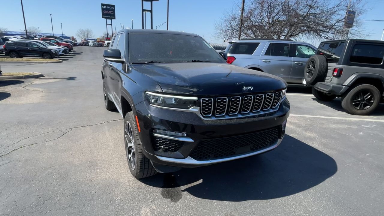 2022 Jeep Grand Cherokee Summit