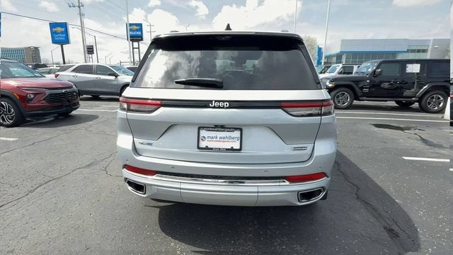 2023 Jeep Grand Cherokee L Limited 4x4