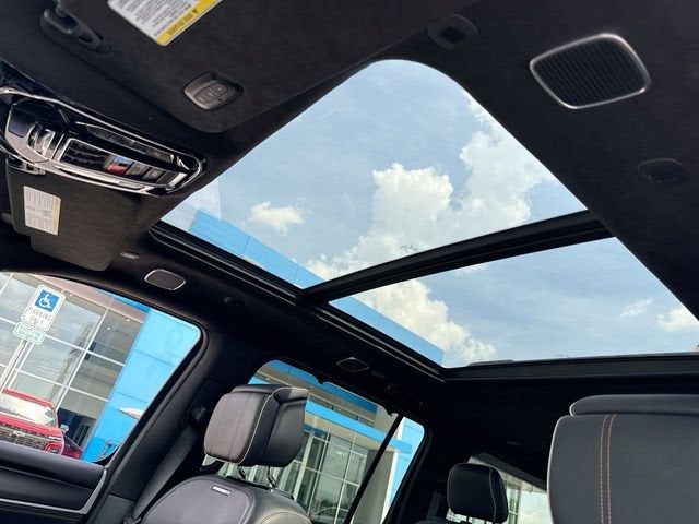 2024 Jeep Grand Wagoneer L Series III Obsidian 4x4