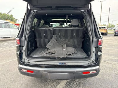 2022 Jeep Wagoneer Series III 4x4