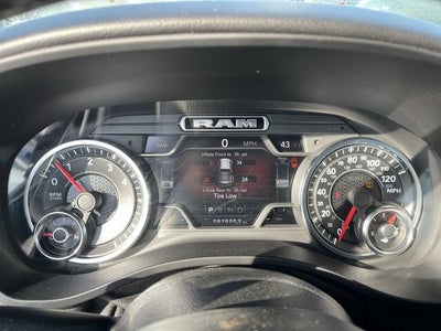 2021 RAM 1500 Big Horn Crew Cab 4x4 5'7" Box