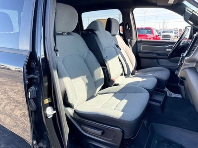 2021 RAM 1500 Big Horn Crew Cab 4x4 5'7" Box