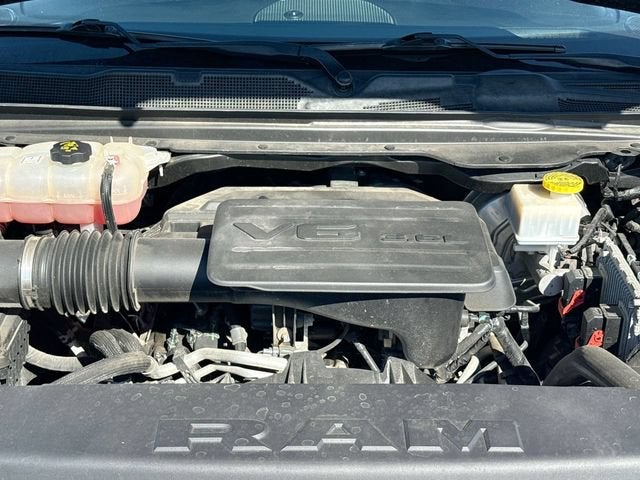 2021 RAM 1500 Big Horn Crew Cab 4x4 5'7" Box