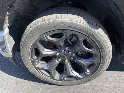 2021 RAM 1500 Big Horn Quad Cab 4x4 6'4" Box