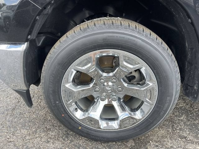 2021 RAM 1500 Big Horn Crew Cab 4x4 5'7" Box