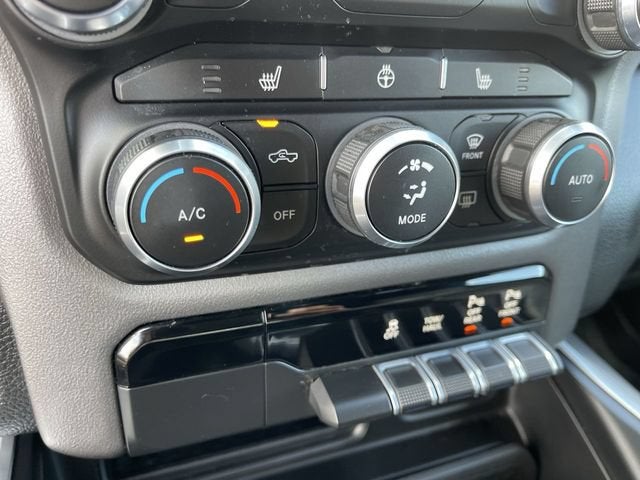 2021 RAM 1500 Big Horn Crew Cab 4x4 5'7" Box