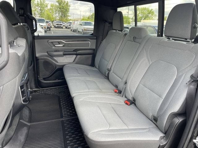 2021 RAM 1500 Big Horn Crew Cab 4x4 5'7" Box