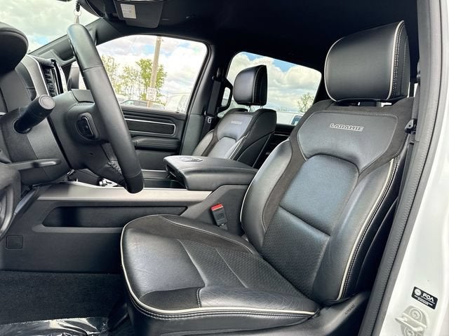 2023 RAM 1500 Laramie Crew Cab 4x4 5'7" Box