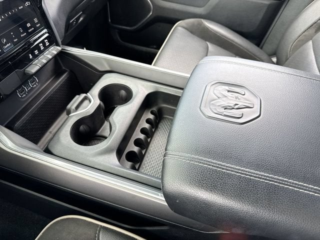 2023 RAM 1500 Laramie Crew Cab 4x4 5'7" Box