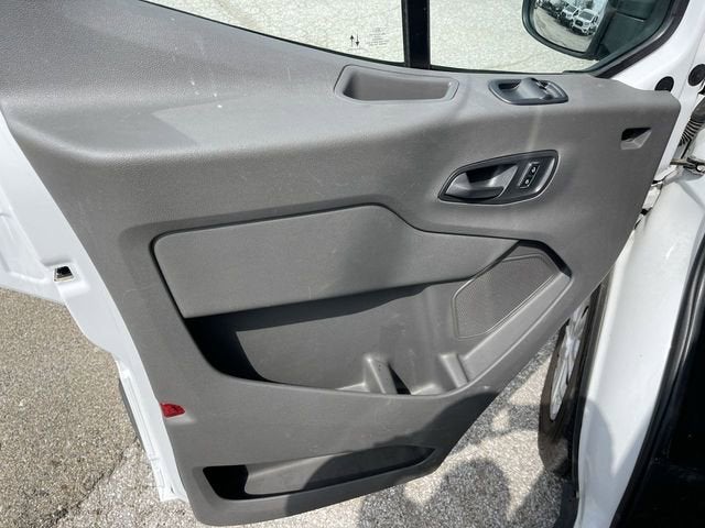 2023 Ford Transit Passenger Wagon XL