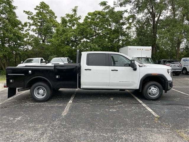 2025 GMC Sierra 3500 HD Chassis Cab Pro