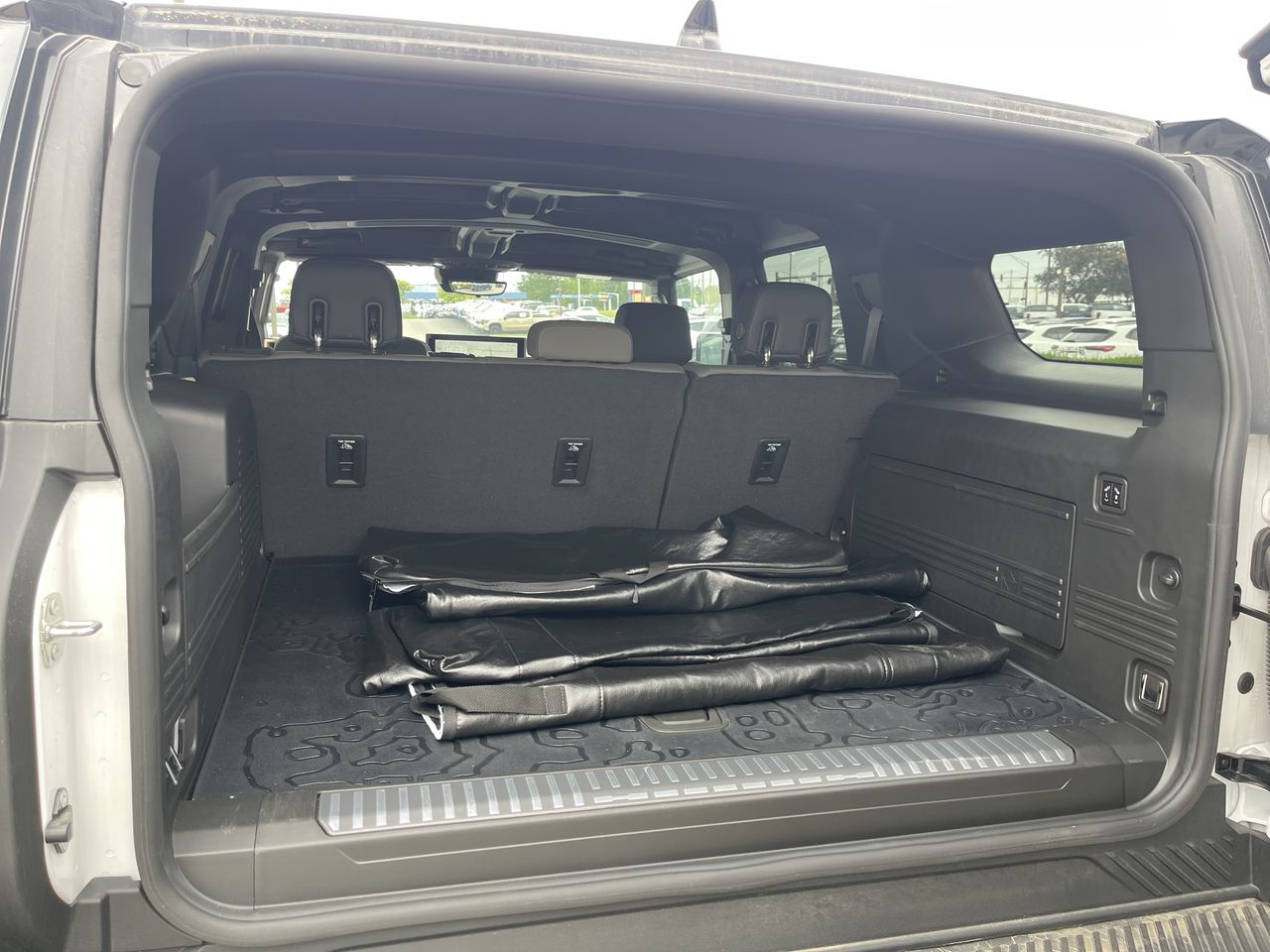 2025 GMC HUMMER EV SUV 3X