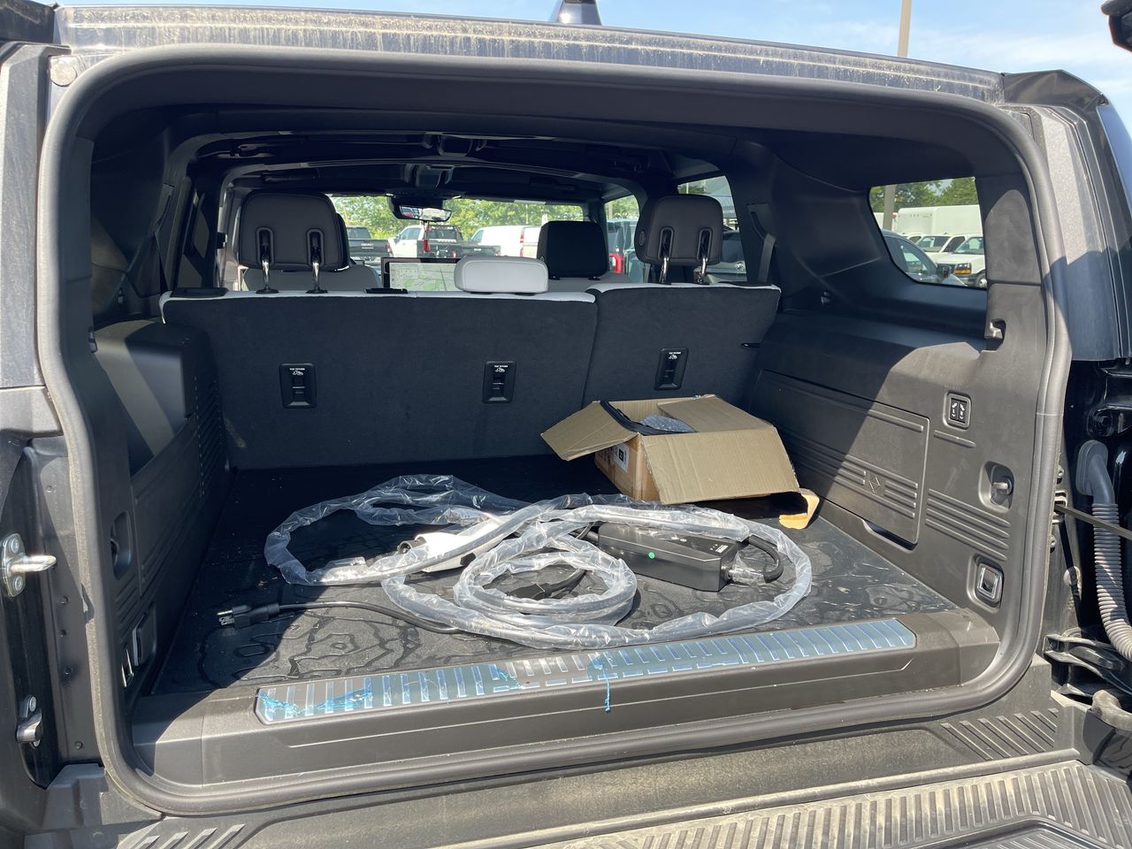 2025 GMC HUMMER EV SUV 3X