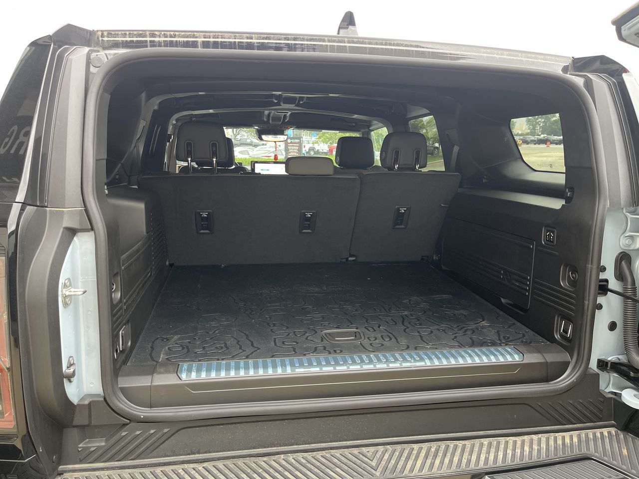 2025 GMC HUMMER EV SUV 3X