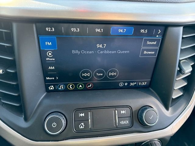 2023 GMC Acadia Denali