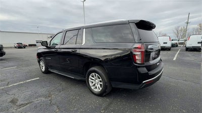2023 Chevrolet Suburban LT