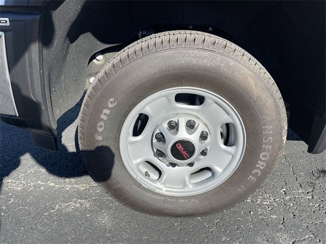 2025 GMC Sierra 2500 HD Pro