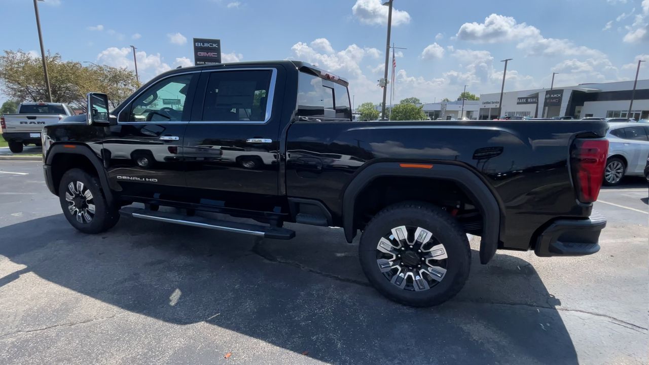 2025 GMC Sierra 2500 HD Denali