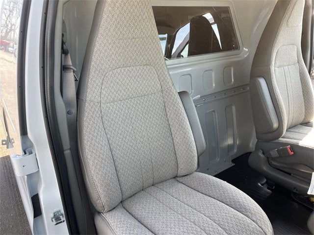 2024 GMC Savana Cargo 2500 Work Van