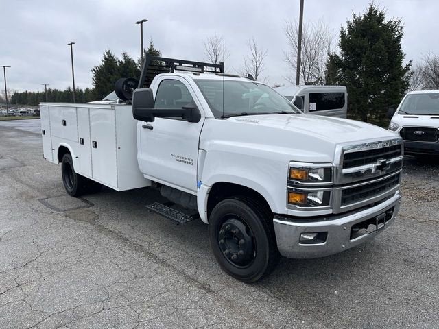 2023 Chevrolet Silverado 5500 HD Work Truck