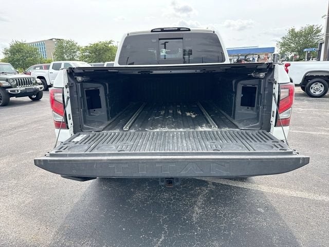 2021 Nissan TITAN Crew Cab Platinum Reserve 4x4
