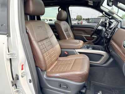 2021 Nissan TITAN Crew Cab Platinum Reserve 4x4